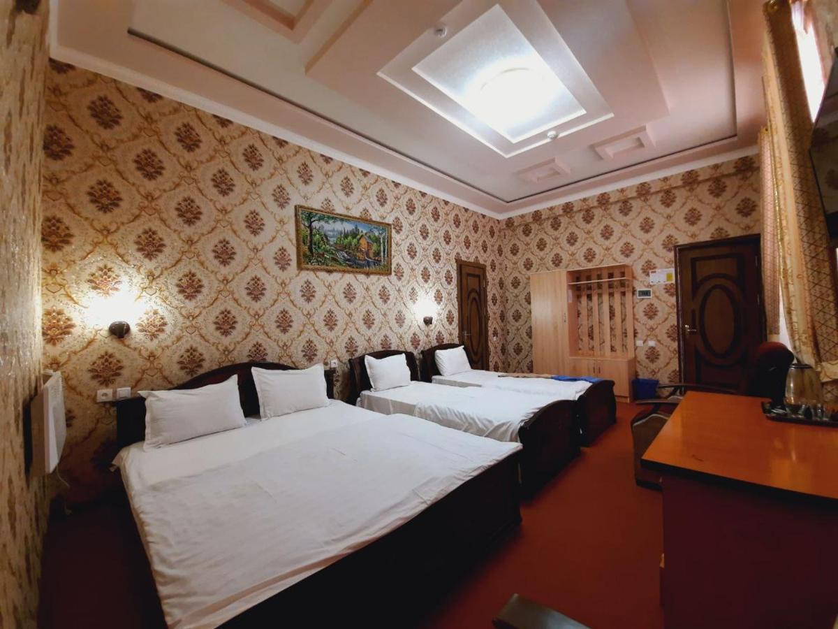 Зона Отдых Apachi В Горах Чимган Hotell Exteriör bild