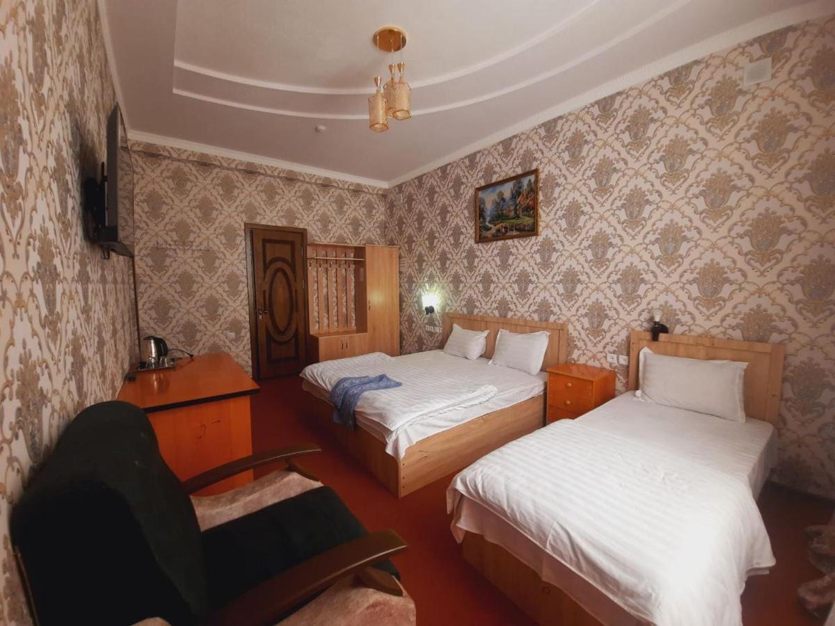 Зона Отдых Apachi В Горах Чимган Hotell Exteriör bild