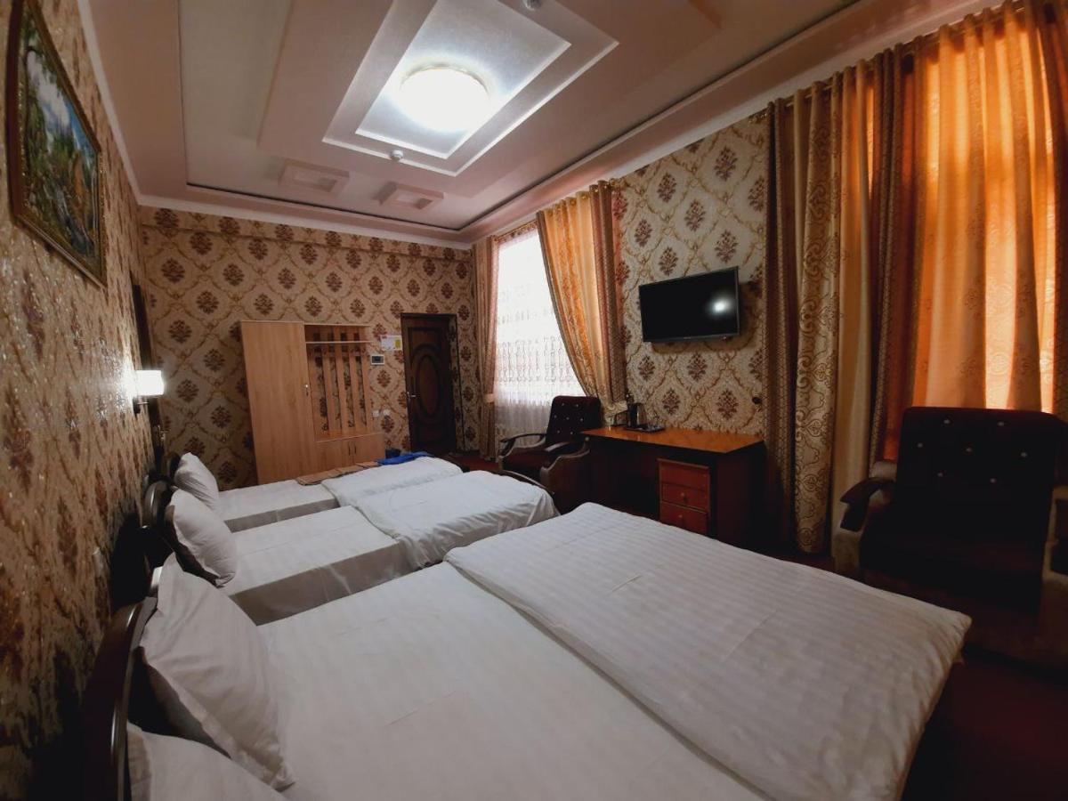 Зона Отдых Apachi В Горах Чимган Hotell Exteriör bild